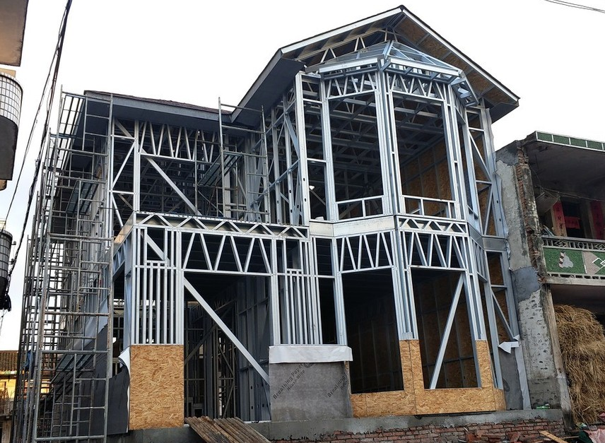 装配式轻钢结构别墅建筑前景广阔隆鑫住工