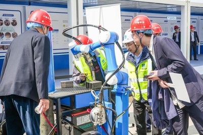 数百名专家观摩打卡,中建科工这个项目实力出圈!