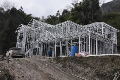 新鲜事,河源一村民花了不到60万就建造了栋轻钢别墅_其它_网